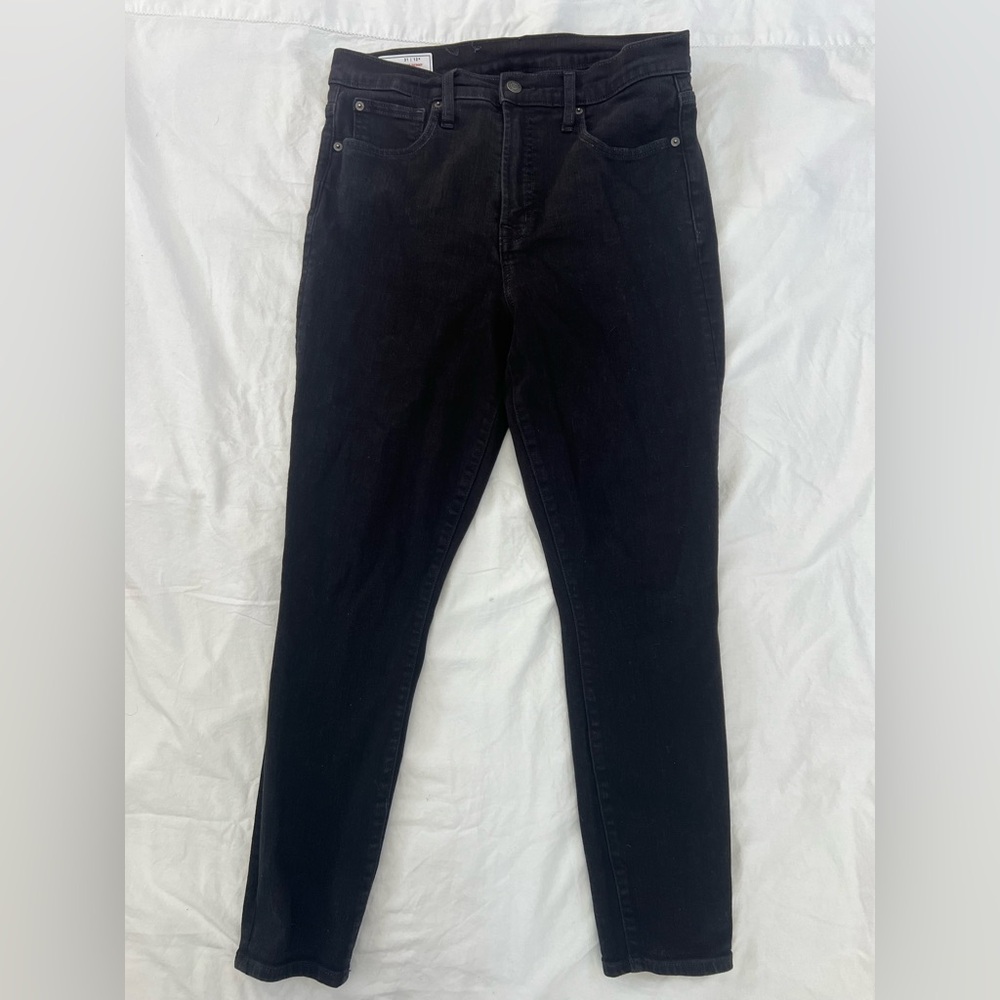 GAP True Skinny High Rise Black Jeans- Size 31/12R
